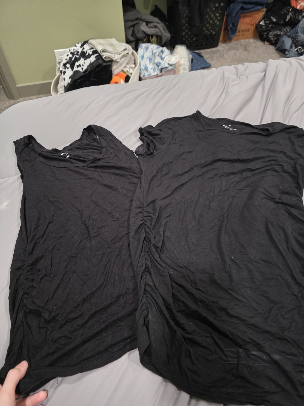 Women's Black Ruched Side Tank Top/shortsleeves - Maternity